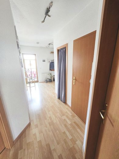 Bile m. Blick auf den Balkon