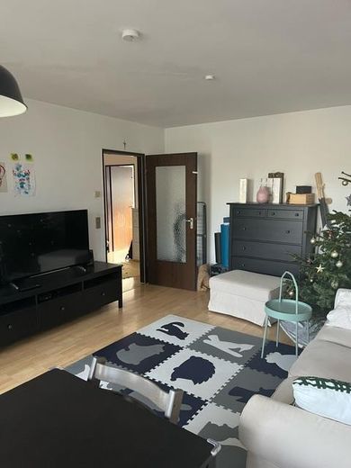 freundliche 3-Zi-Whg in München- Schwabing Nord – Wohnzimmeransicht 2