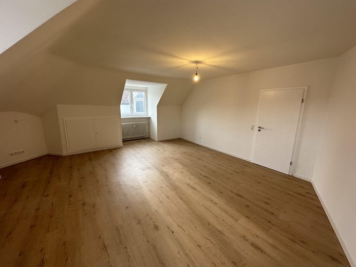 Frisch renovierte 3 Zimmer Wohnung in Aschaffenburg – Foto 1