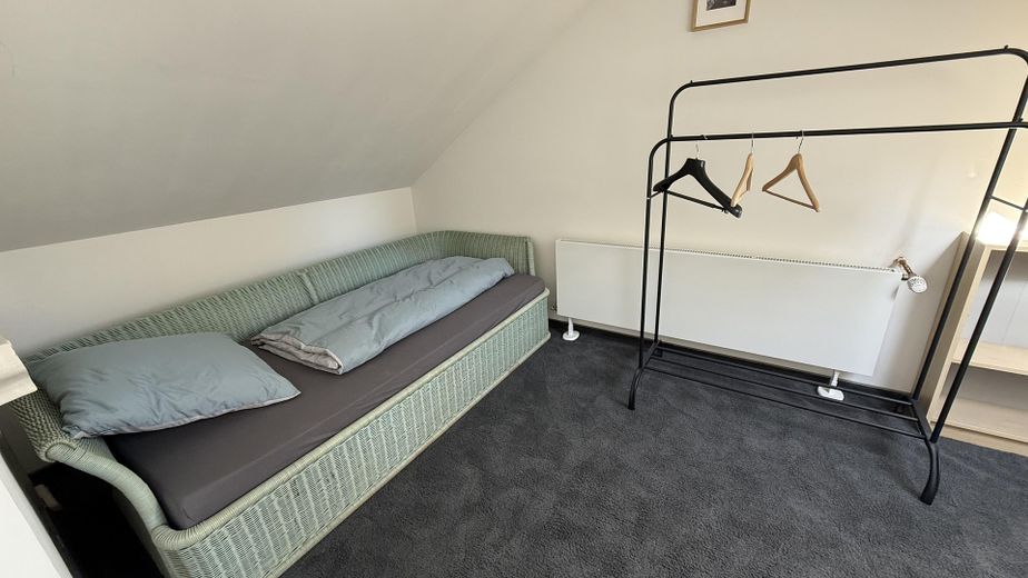 Möbliertes Haus 154 m² | 5,5 Zi | Garten | nahe Nienstedten | Wohnen auf Zeit 3–33 Monate – Gästezimmer 2. OG