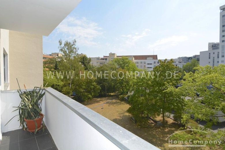 Appartamento di 4 locali completamente arredato a Tiergarten, vicino al KaDeWe – b70795178653b0254170b5a19c4ccc2dd6db9013.jpg