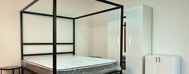 Beautiful 1-Room Apartment with Balcony and Parking Space, Furnished, for Rent in Lengfeld near the University Hospital