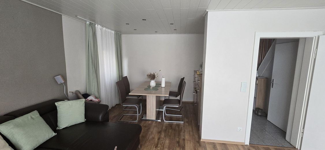 Wohnzimmer-Bild 2