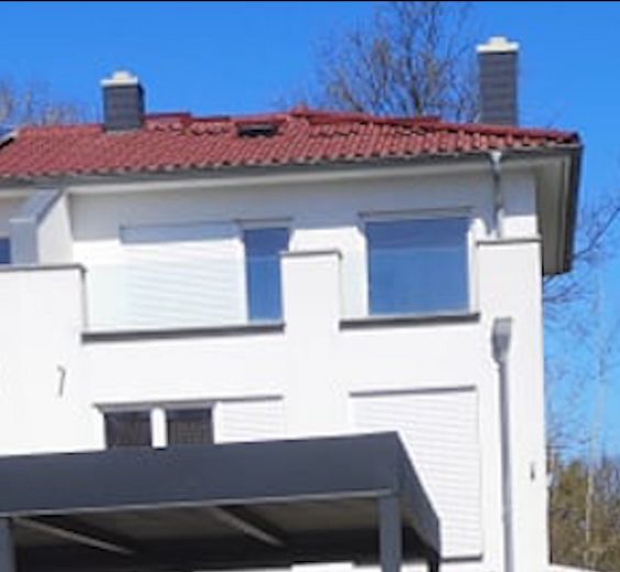 Glasierte Dachziegel 