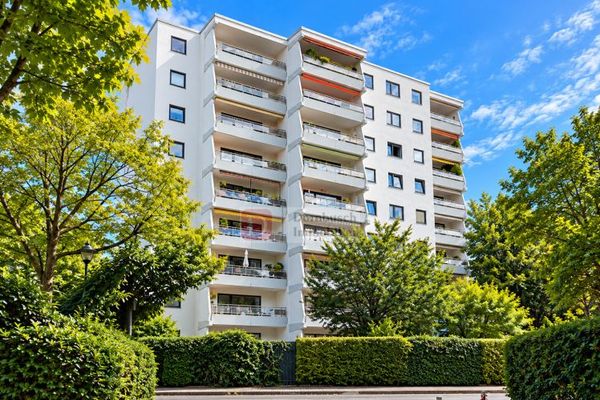 Top!! Charmante Wohnung mit Loggia und Gestaltungspotenzial