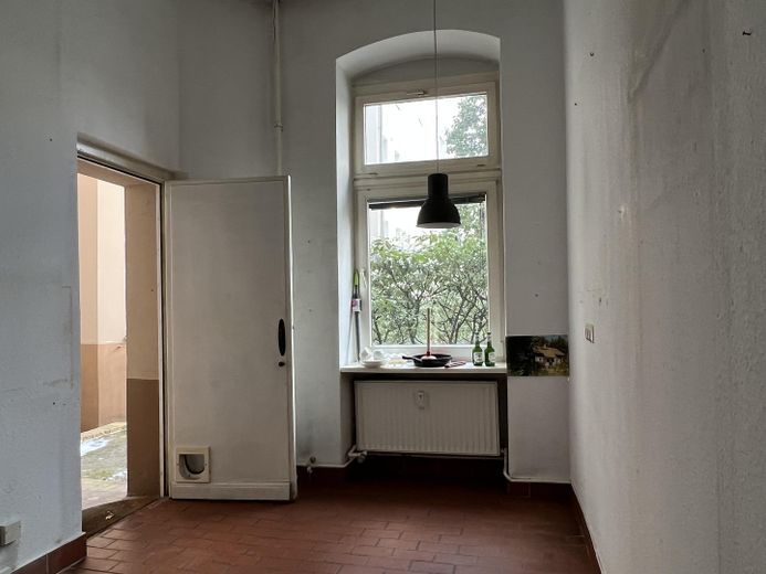 Wunderschöne 4-Zimmer-Altbauwohnung mit Garten in Wilmersdorf, nahe Rüdesheimer Platz – Küche
