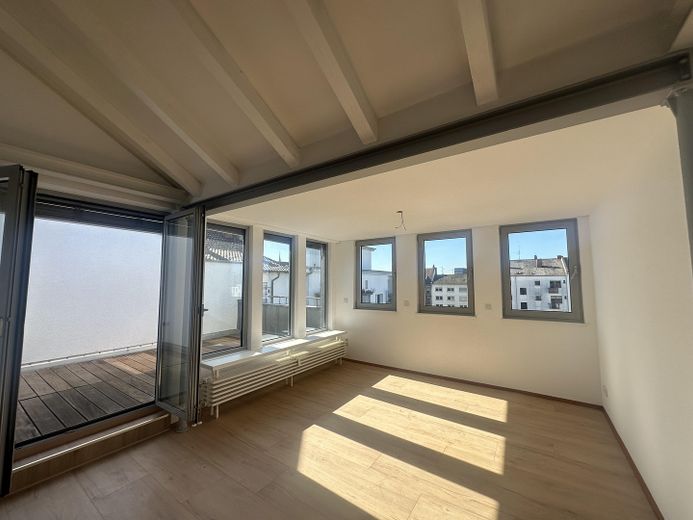 Großzügiges PENTHOUSE Mannheim Oststadt – Foto 9