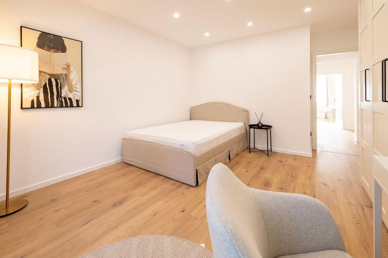 Furnished 5-room shared apartment in Munich with spacious rooms and modern features – Foto 7