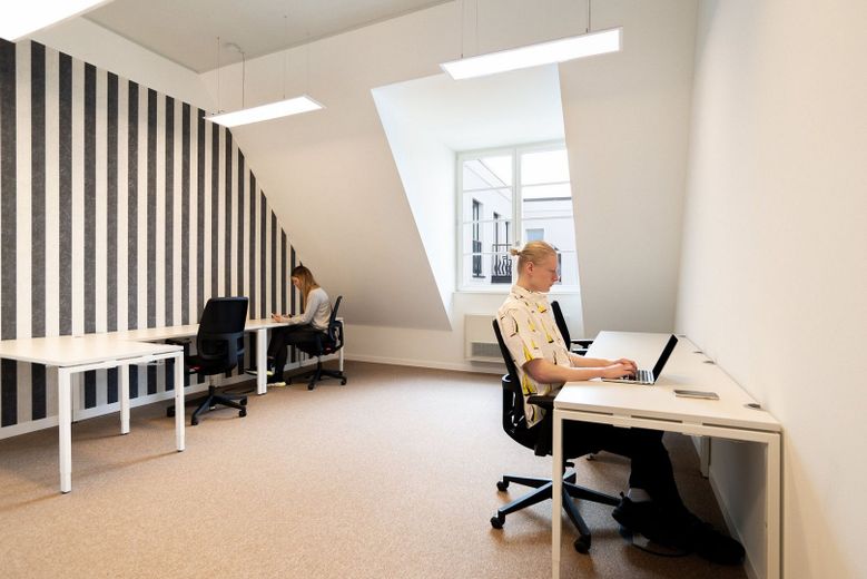 Pronájem kanceláře 1.992 m² – Foto 6