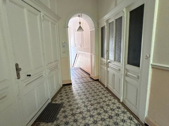 Kamer in gedeeld appartement met 3 bewoners, direct beschikbaar - Kranichsteinerstraße 21, Frankfurt – Treppenhaus
