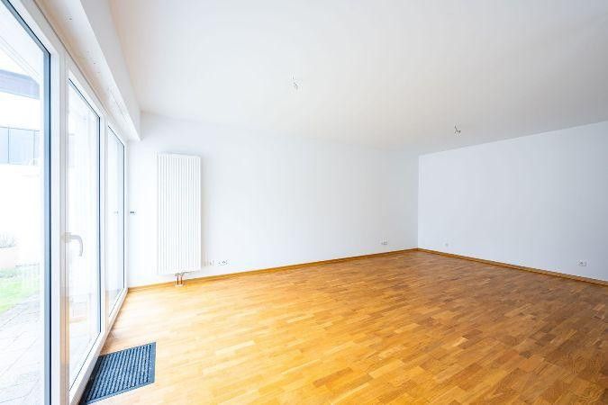 Keulen Rondorf top-eengezinswoning volledig gemoderniseerd – Wohnzimmer