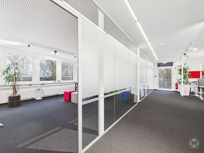 Hochwertiges Bürohaus auf 2 Etagen // Nähe Autobahn // Etzhorn // Oldenburg – Eden-Ehbrecht-Immobilien_Vermietung_Gewerbe_Bürofläche_017