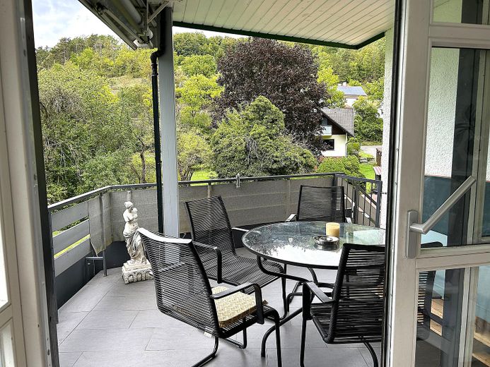 Doppel-Idylle in 37296 Ringgau: 2 Häuser am Bach in perfekter Pendlerlage! – Foto 11