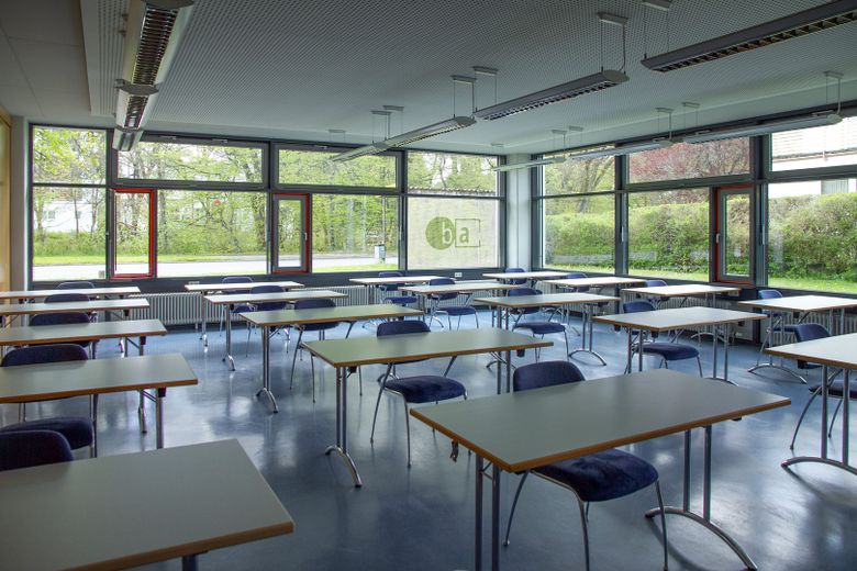 Flexible Coworking-, Büro-, Besprechungs- und Seminarräume zu vermieten! – Seminarraum