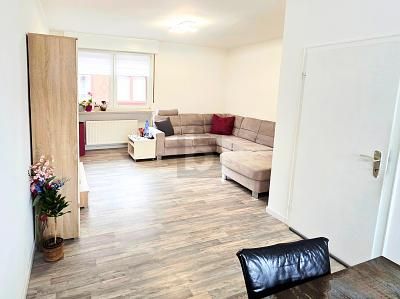ZWEI EINHEITEN-EIN HAUS VOLLER MÖGLICHKEITEN ! – 1763321154_494f330.jpg