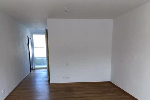 Świetnie odnowione mieszkanie w centrum Straubing