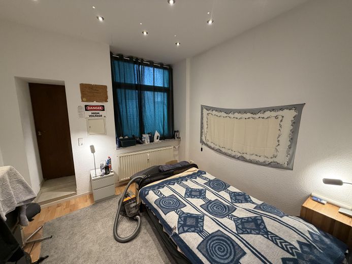 Apartment with historic flair in a prime downtown location – Schlafzimmer