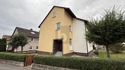 UNA CASA CON MOLTO SPAZIO E POTENZIALE – 1784837520_9525ca.jpg