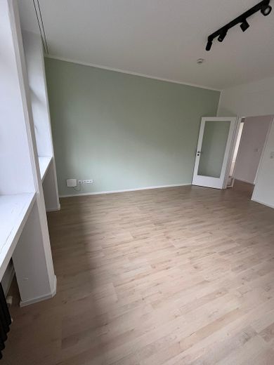 Appartamento ristrutturato di 3 locali in posizione centrale – Foto 2