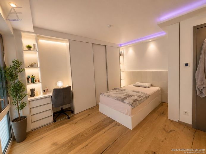 Moderne Stadtvilla mit Smart-Home-Komfort und Spa-Charakter an der Alten Veste in Zirndorf – Bild 17