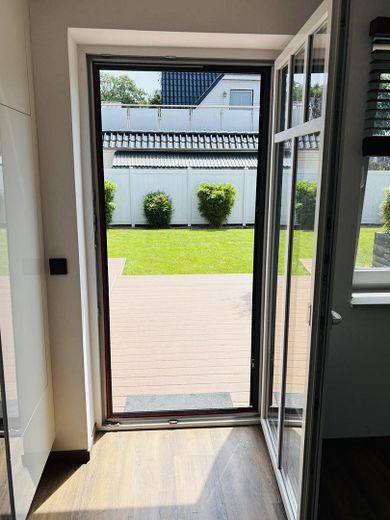 Güzel Fahrdorf’ta doğrudan Schlei manzaralı, huzur veren Friesenhaus (komisyonsuz) – Terrassenausgang von der Küche