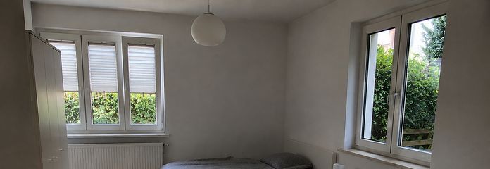 Möbliertes 18 m² WG-Zimmer mit Balkon in Kamp-Lintfort – Zimmer