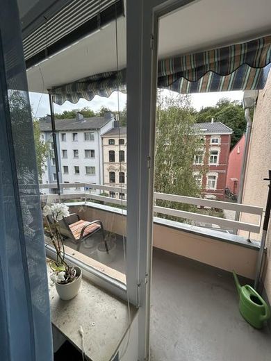 Leerstehende 2 Zimmer WHG mit 2 Balkonen in Bonn-Poppelsdorf – Balkon Wohnzimmer