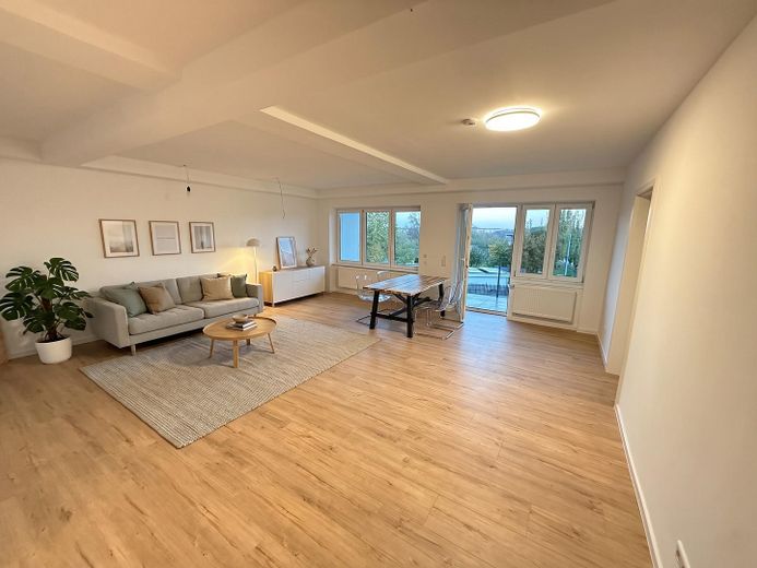 Zukunftssicher & energieeffizient: Großzügige 116 m² Wohnung mit Wärmepumpe und PV Anlage – Foto 1