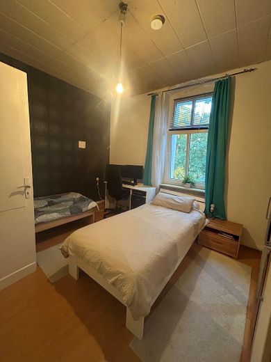 Praktisch geschnittene 3-Zimmer-Wohnung in verkehrsgünstiger Lage von OB-Lirich zu vermieten – Foto 7