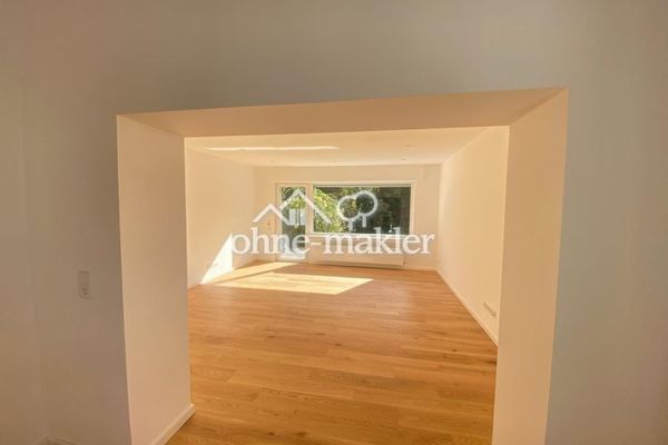 Appartamento di 3,5 locali completamente ristrutturato con terrazza e giardino nel cuore di Neheim