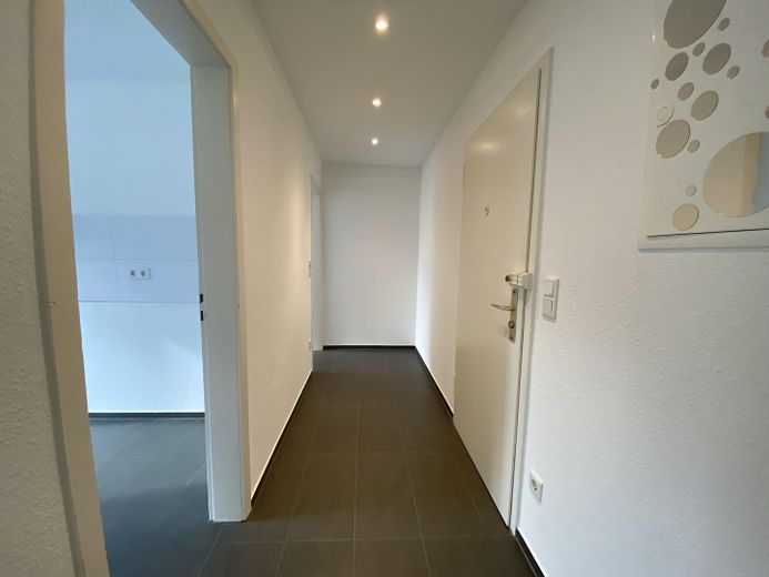 WE 10- Frisch renovierte 1 Zi-Wohnung in zentraler Lage – Flur