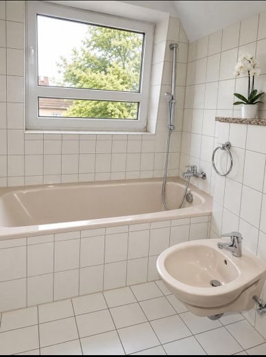 Ekskluzywne umeblowane mieszkanie dwupoziomowe w Ahrensburgu pod Hamburgiem – ok. 120 m² z tarasem na dachu – Zdjęcie 12