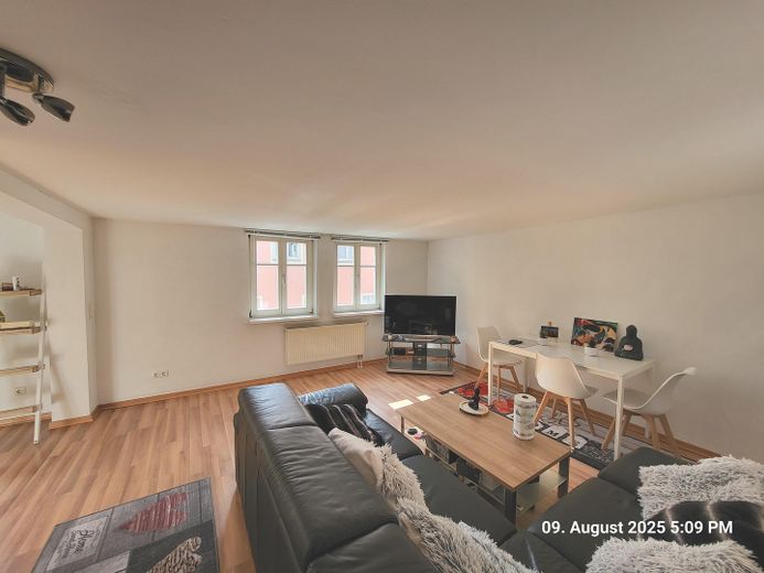 Möblierte 2-Zimmer Wohnung im Zentrum von Ansbach – Wohnzimmer