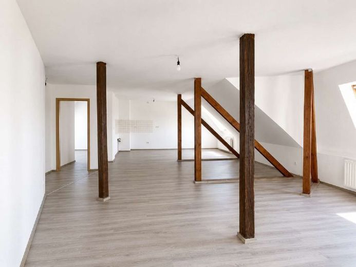 Einzigartige Dachgeschosswohnung sucht Liebhaber – Foto 1