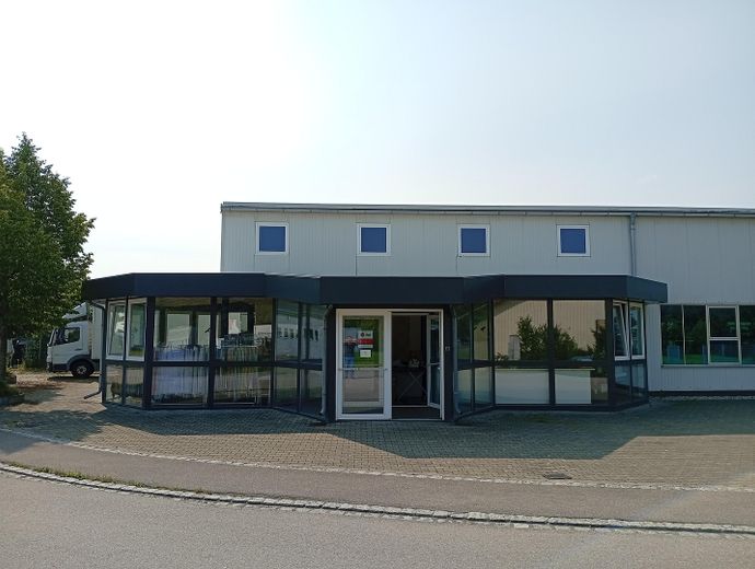 Showroom und Büro
