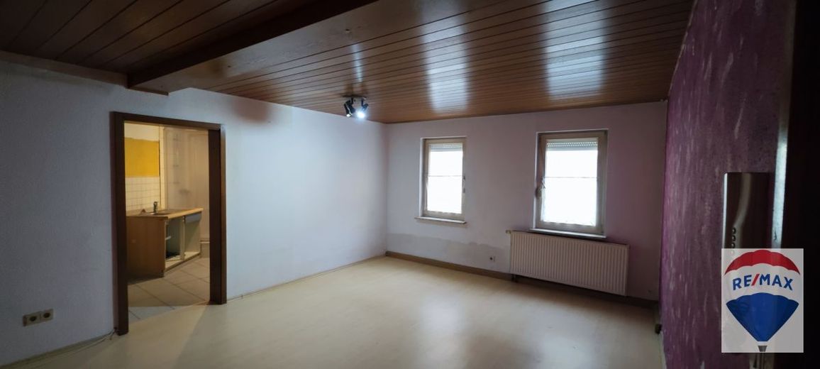Preissenkung!!! - Mehrfamilienhaus in zentralster Lage Bayreuths! – EG Wohnzimmer 01