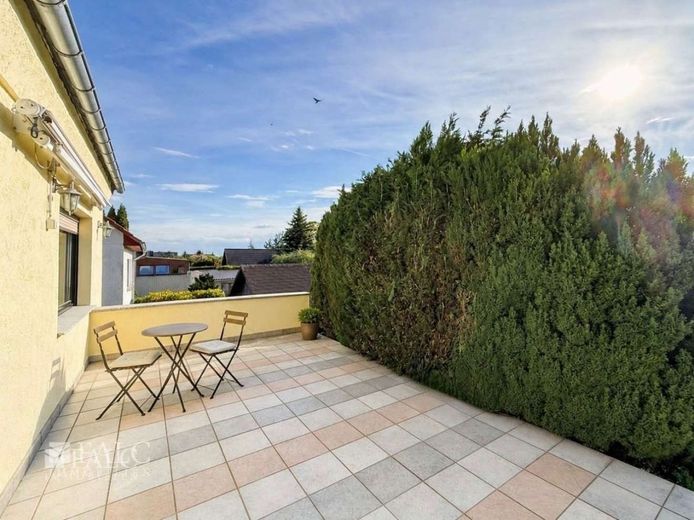 Provisionsfrei! Familienfreundliches Einfamilienhaus in ruhiger Wohnlage – Terrasse