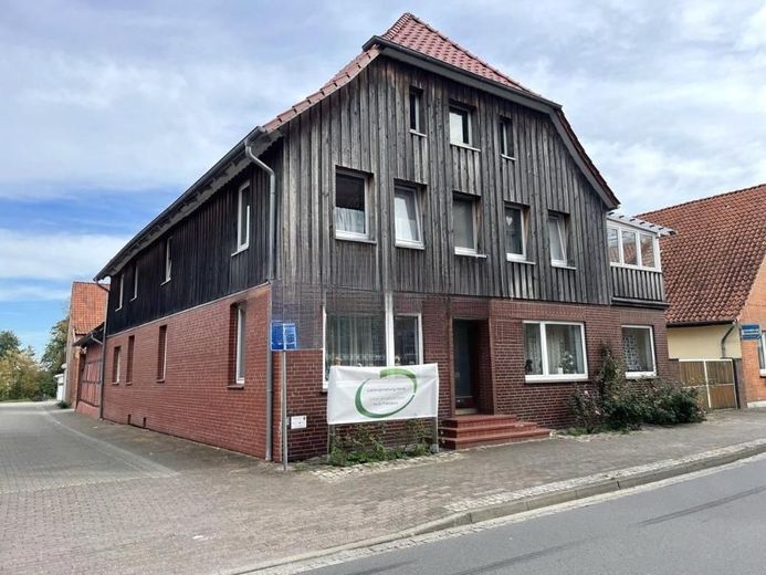 Mehrfamilienhaus mit 5 Wohneinheiten - voll vermietet - Renditeobjekt – Bild 2