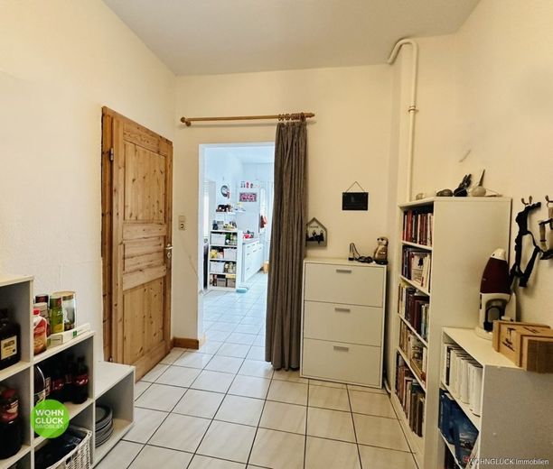 Familienhaus mit Scheune - Ausbaupotential! – Flur_EG