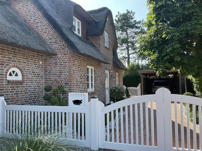 ZONDER COURTAGE: Rieten dak huis in Sankt Peter-Ording, topconditie – Foto 1