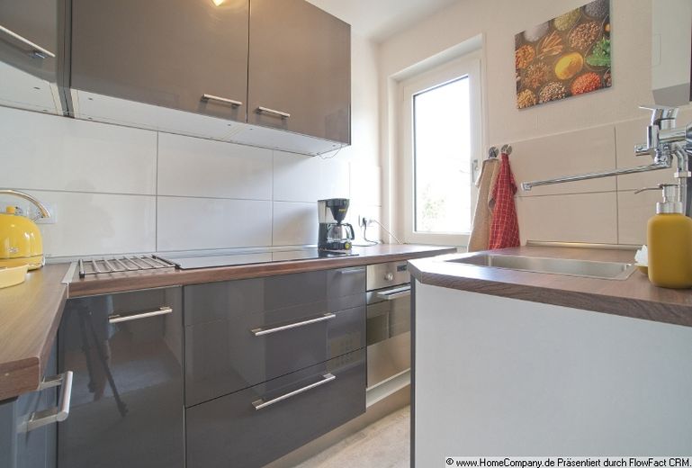 ***Modern, furnished one-bedroom apartment with balcony, in the Kreuzviertel – a797322c188c9a12e1c6a8842c13e2caa8138280.jpg