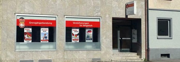 Außen - Eingang & Schaufenster