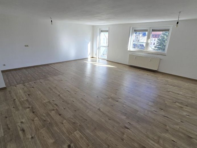 + + + 2,0 odalı daire, devasa oturma odası ve balkonlu + + + – Fotoğraf 1