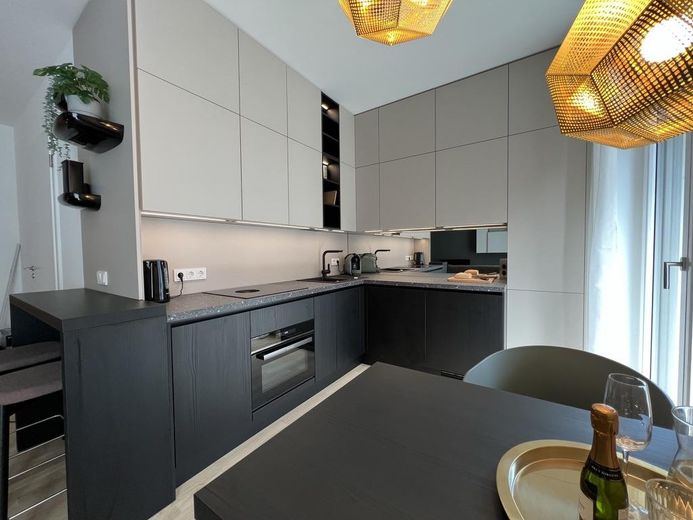 Exklusive 2-Zimmer-Wohnung in Friedrichshain // Exclusive 2-room apartment in Friedrichshain – Küche