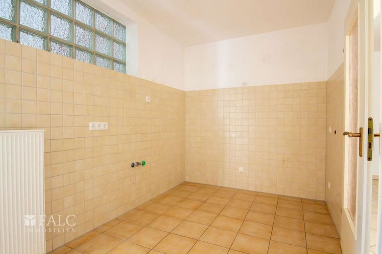 Neues Zuhause zu vergeben! – Küche