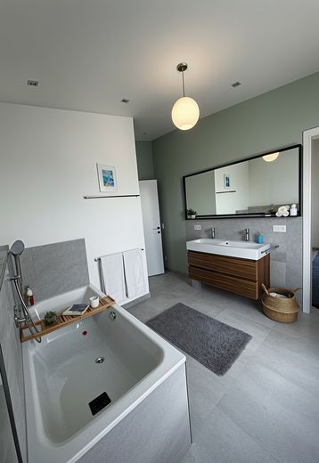 Exklusive Dachgeschosswohnung mit großzügigen Terrassen – Foto 4