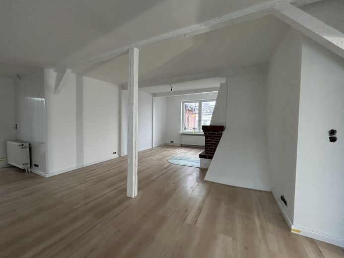 Schlutuper Kirchstraße, Beste Lage, weitläufige Wohnung mit Charme – Foto 12