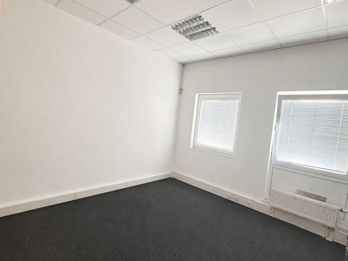 Eigenes Büro inkl. Firmenadresse in Gewerbeeinheit zu vermieten – Foto 1