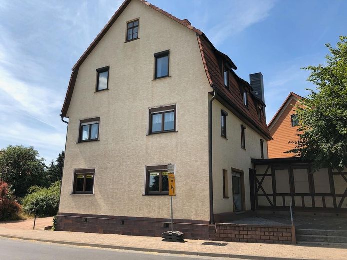 Trusetal, Wohn-und Geschäftshaus – Foto 2