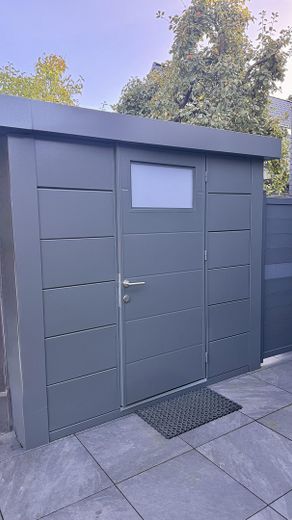 Modernes Endhaus am Brabandkanal - großer Privatgarten, Wärmepumpe und Spa – Gartenhaus